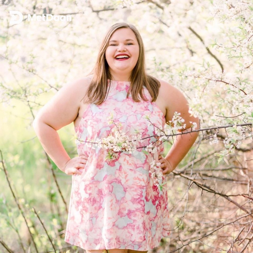 Meet your Posher, Becca